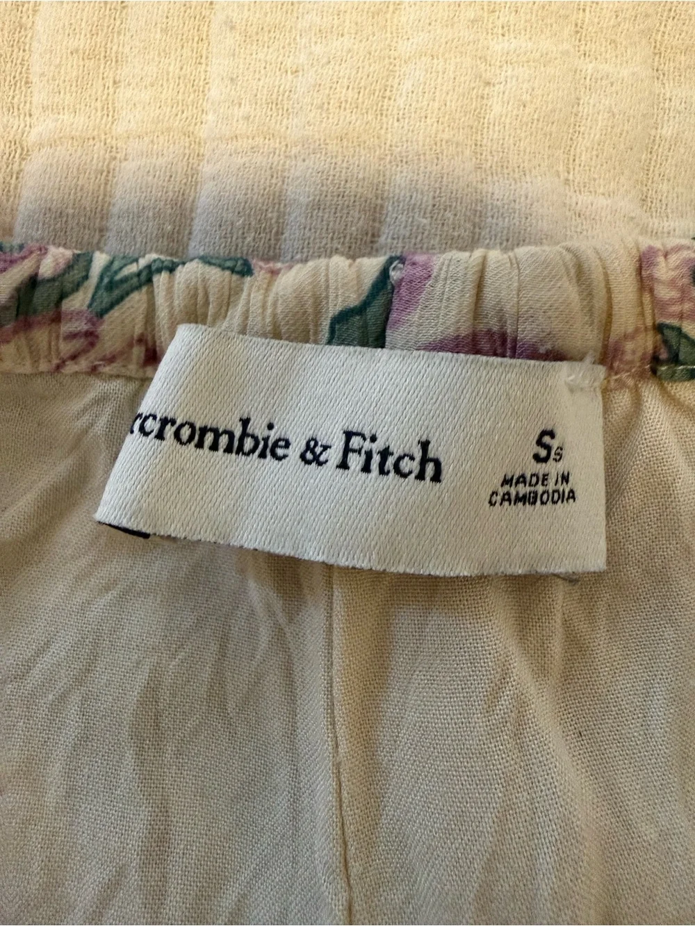 Abercrombie & Fitch Floral Wide-Leg Pants in Pink, Green & Cream